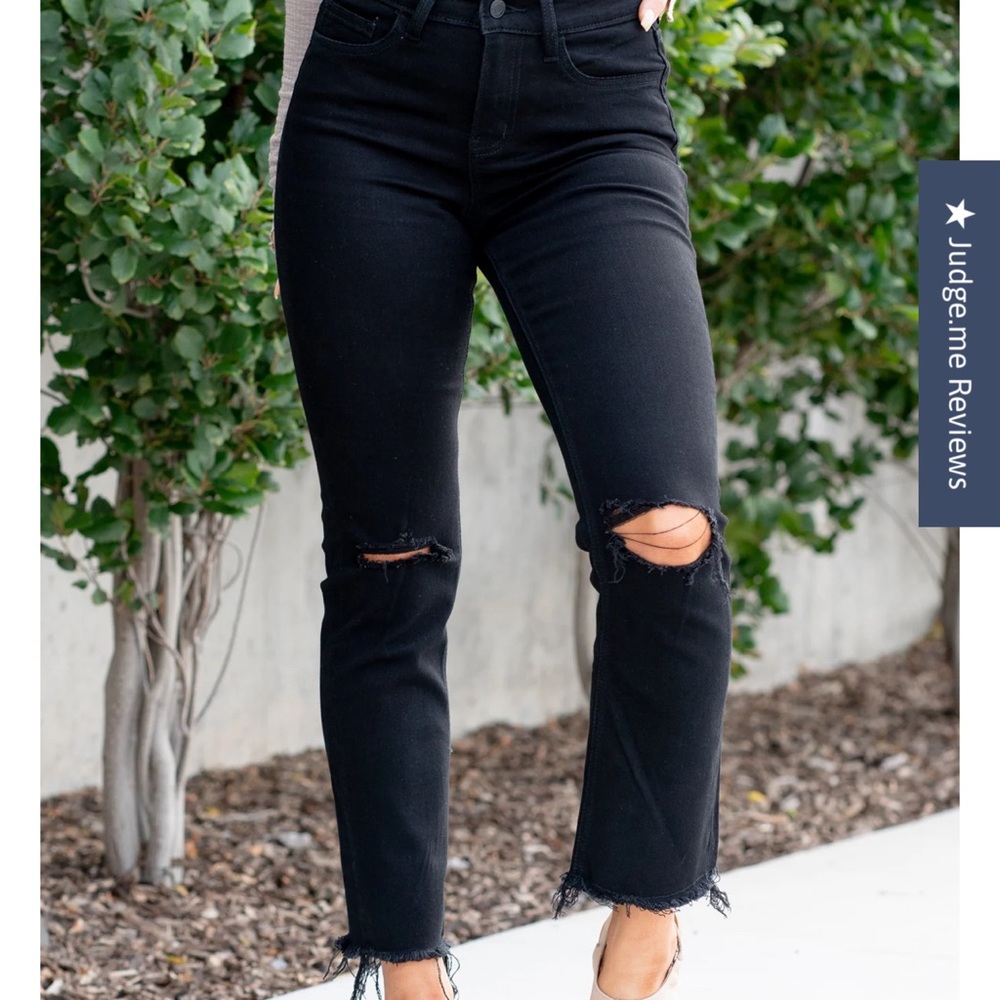 New! VERVET Black Jeanne High Rise Cropped Straight Leg. Size: 27